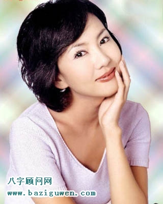 眼睛凹的人和眼睛凸的人 