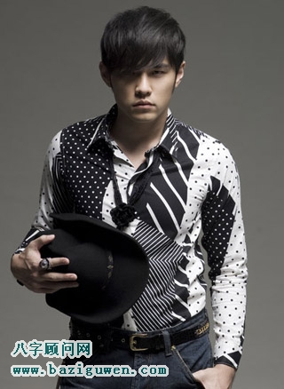 廉贞星破军星坐命的周杰伦