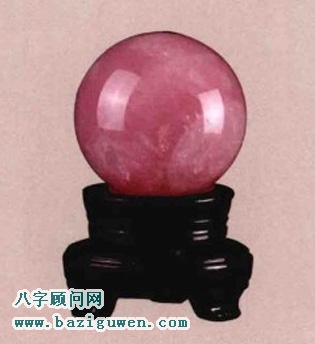 粉水晶球的开运作用