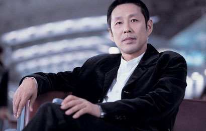 陈道明八字月令伤官透七杀清高而具霸气